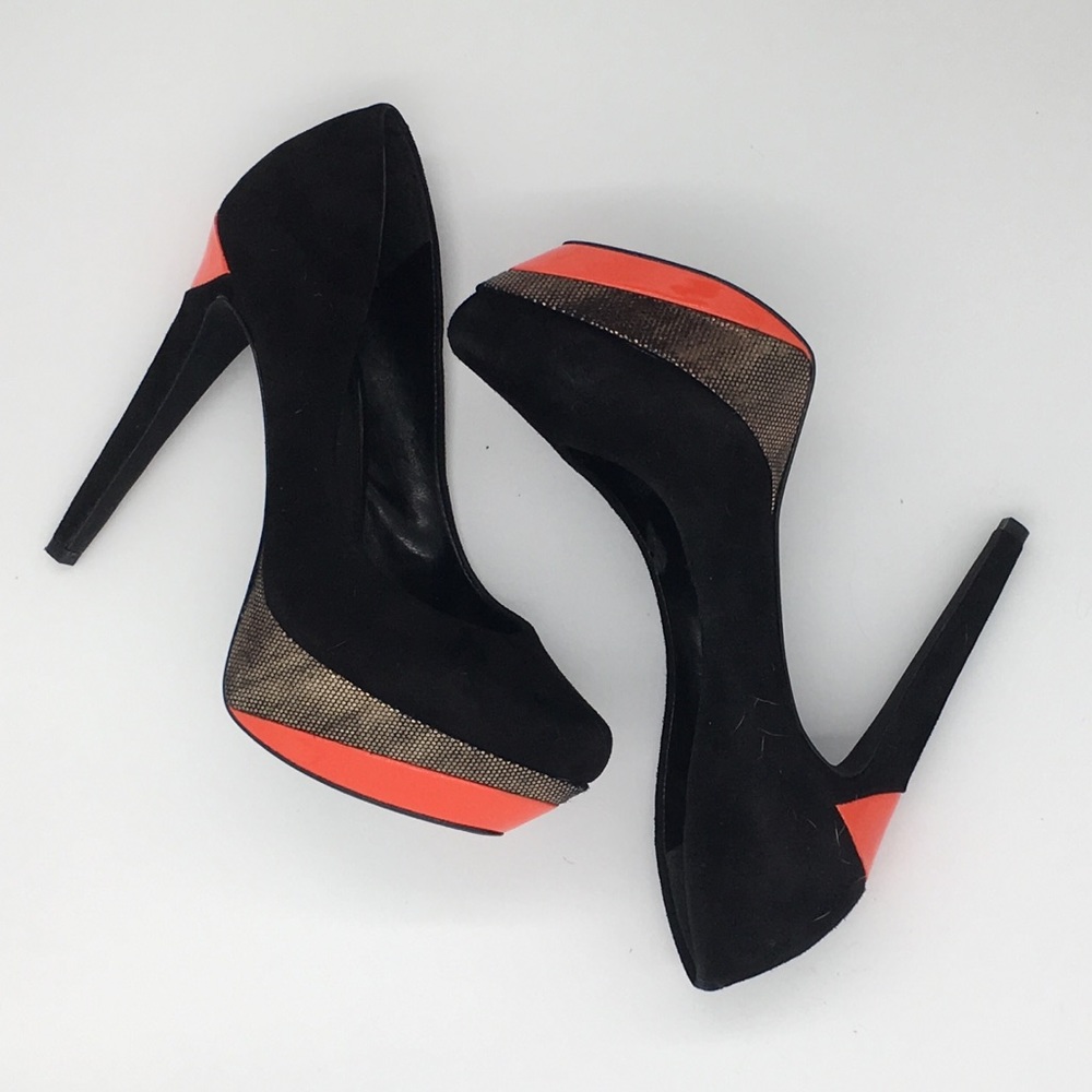 Jessica Simpson platform heels